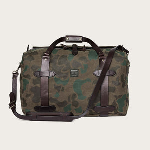 Medium waxed rugged twill duffle bag by Filson | Dark wax shrub camo (Grey)