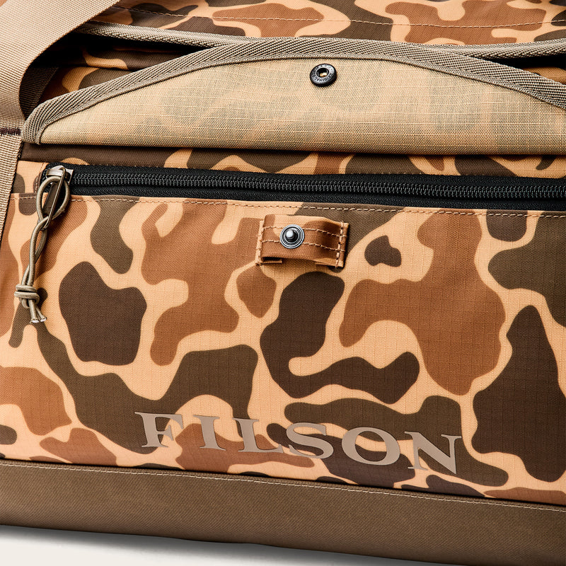 All-weather 40l duffle bag by Filson | Buckskin camo (Multicolor)