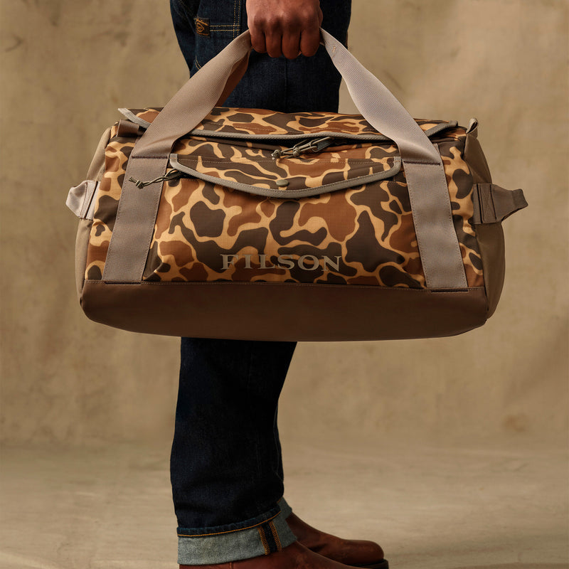 All-weather 40l duffle bag by Filson | Buckskin camo (Multicolor)