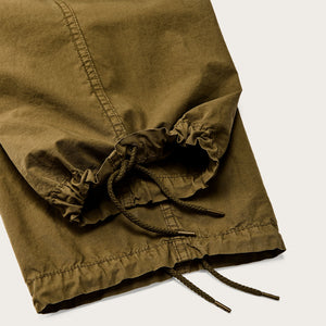Tropical poplin cargo pants by Filson | Military olive (Green)