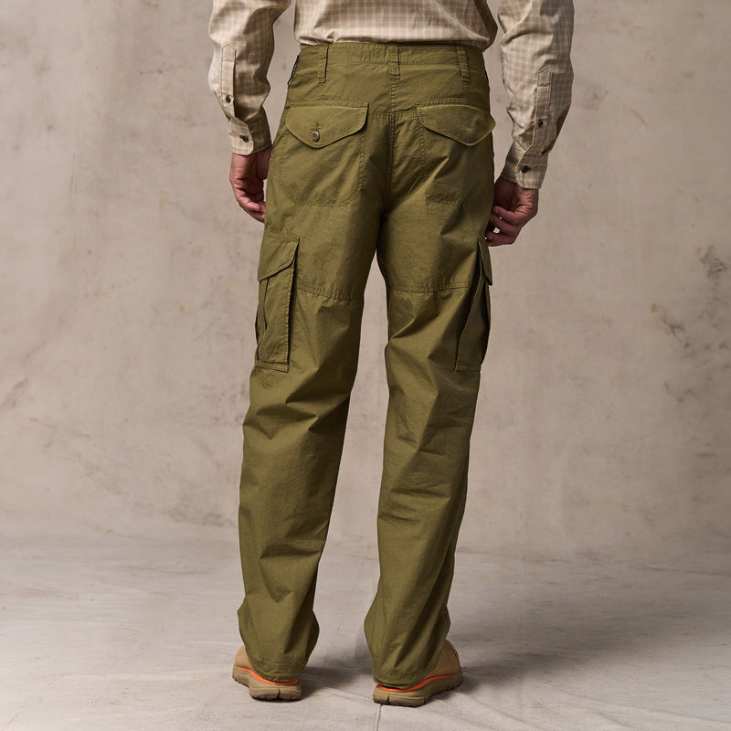 Tropical poplin cargo pants by Filson | Military olive (Green)