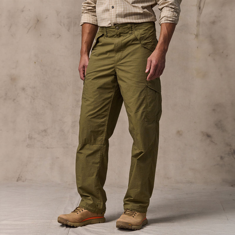 Tropical poplin cargo pants by Filson | Military olive (Green)