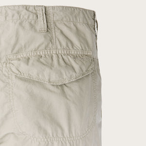 Tropical poplin cargo pants by Filson | Dried sage (White)