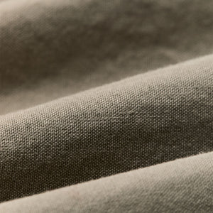 Tropical poplin cargo pants by Filson | Dried sage (White)