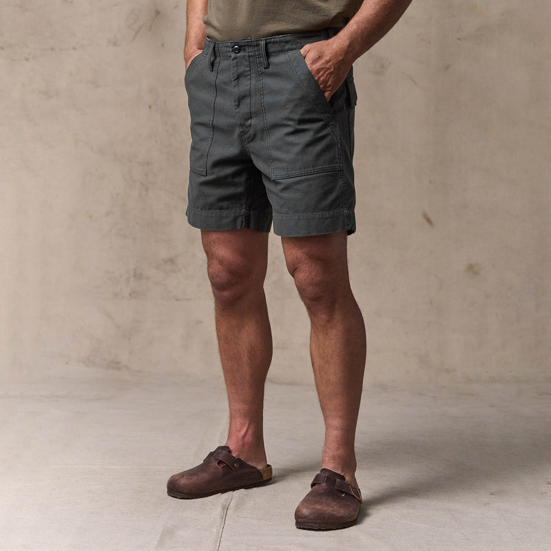 Field supply shorts par Filson | Washed faded black (Black)