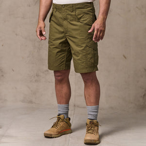 Tropical poplin cargo shorts par Filson | Military olive (Green)
