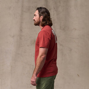 Bear graphic t-shirt by Filson | Chili oil (Red)