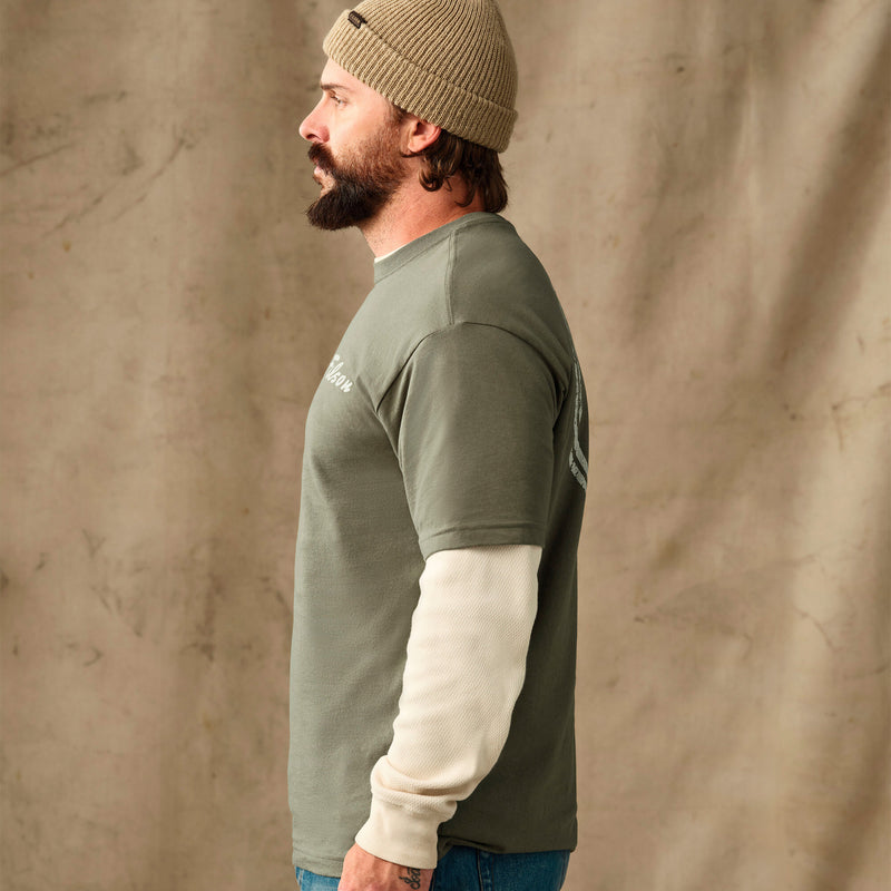 Buck graphic t-shirt par Filson | Shale (Green)