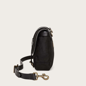 Xs field bag di Filson | Black (Black)