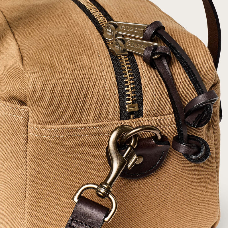 Xs compact duffle bag di Filson | Tan (Beige)