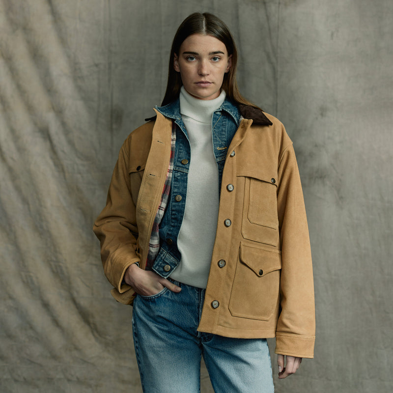 Suede leather cruiser jacket für damen von Filson | Dark tan