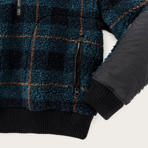 Pile fleece popover für damen von Filson | Blue / black plaid (Blue)