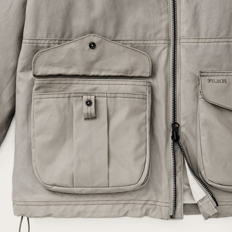 Women’s cover cloth raincoat par Filson | Twine (Gray)