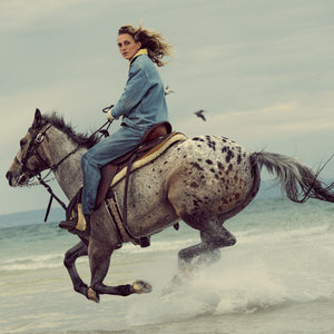 Women's 11-oz. denim barn coat par Filson | Light indigo (Blue)