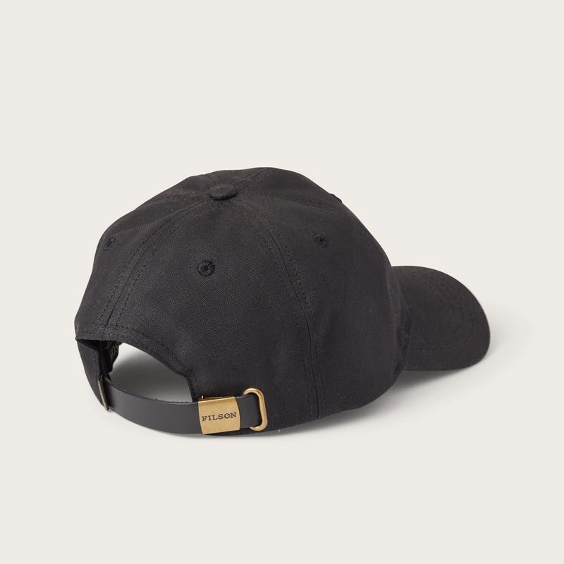 Oil tin cloth low-profile cap di Filson | Black (Black)