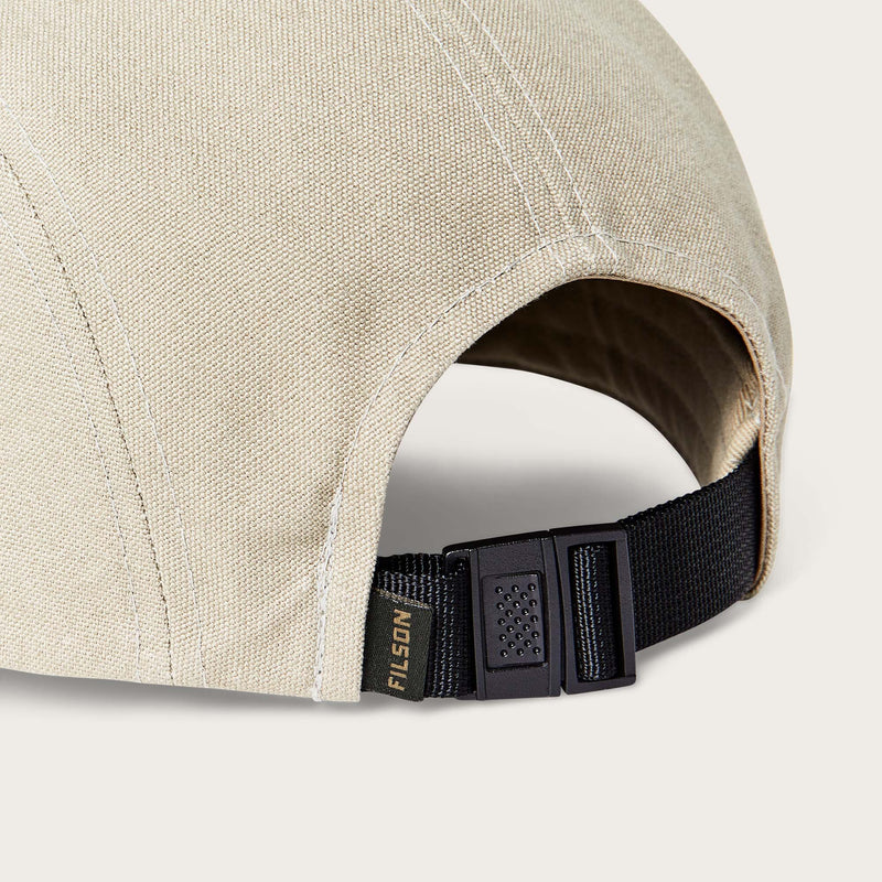 Dry tin duckbill cap von Filson | Gray khaki (Beige)