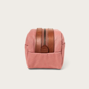 Rugged twill travel kit von Filson | Cedar red (Red)