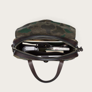 Waxed rugged twill original briefcase di Filson | Dark wax shrub camo (Grey)