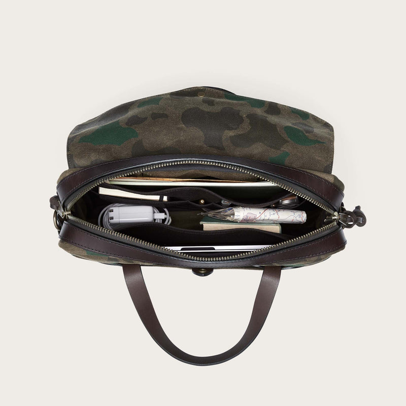 Waxed rugged twill original briefcase di Filson | Dark wax shrub camo (Grey)