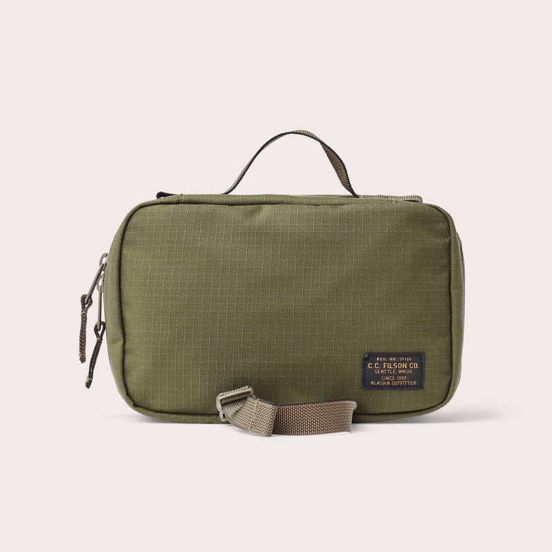 Ripstop nylon travel pack di Filson | Surplus green (Green)