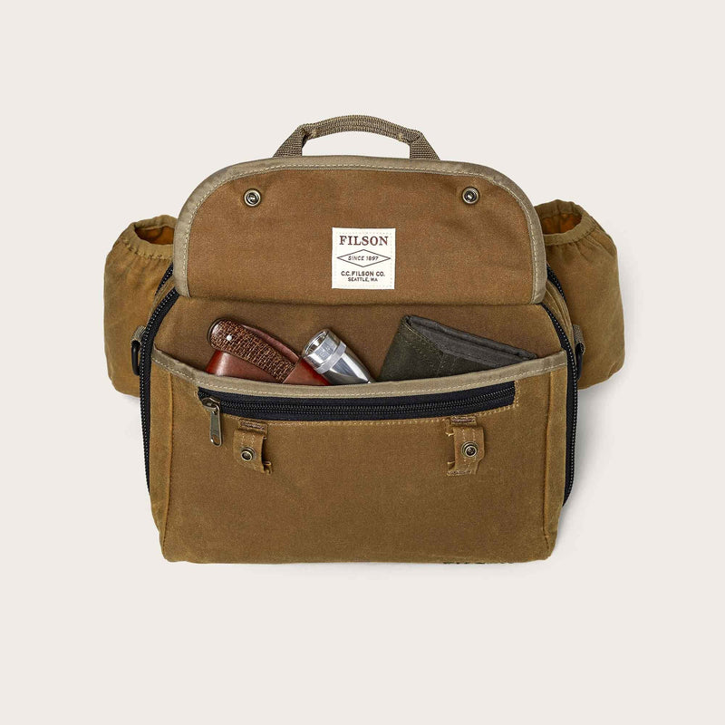 Tin cloth fishing pack von Filson | Dark tan (Beige)