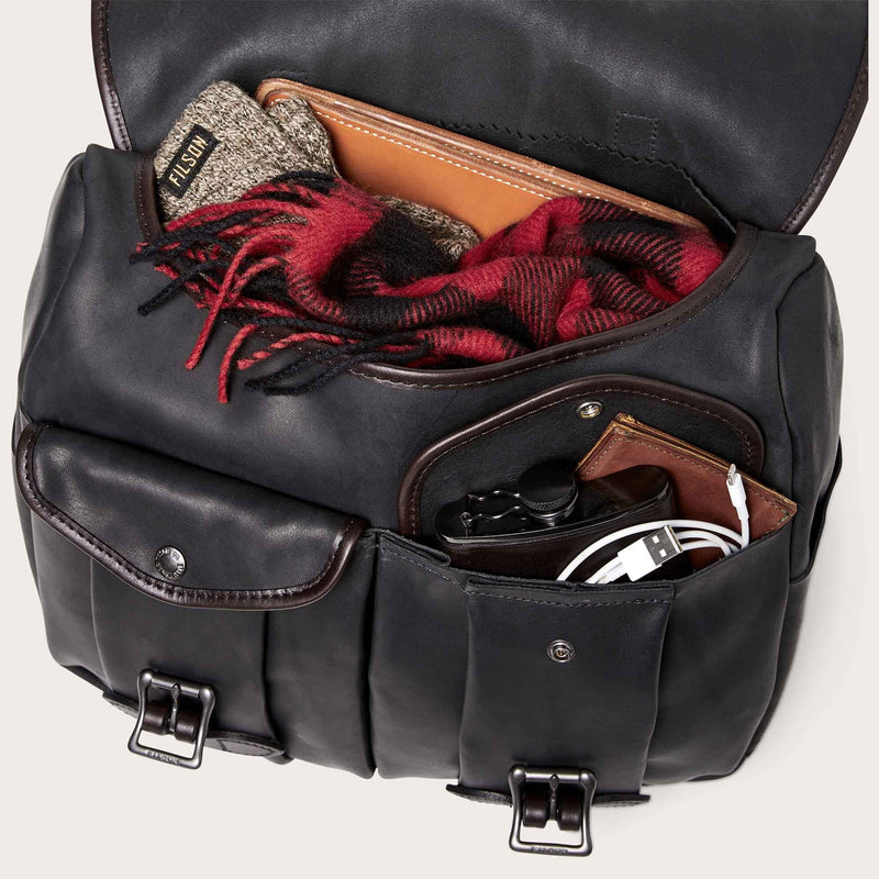 Filson workshop lea field med by Filson | Black (Black)