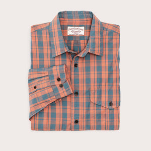 Washed feather cloth shirt par Filson | Faded cedar blue plaid (Multicolour)
