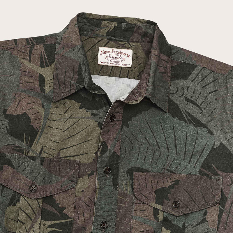 Washed ss feather cloth shirt by Filson | Sailfish / dark oliv (Green)