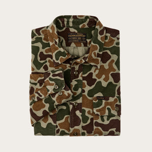 Field flannel shirt by Filson | Frog camo (Green)