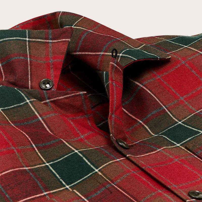 Elk heights camp shirt di Filson | Sycamore green / red plaid (Red)