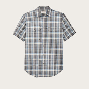 Twin lakes short sleeve sport shirt von Filson | Gray / blue / cream plaid (Blue)