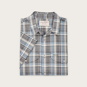 Twin lakes short sleeve sport shirt von Filson | Gray / blue / cream plaid (Blue)