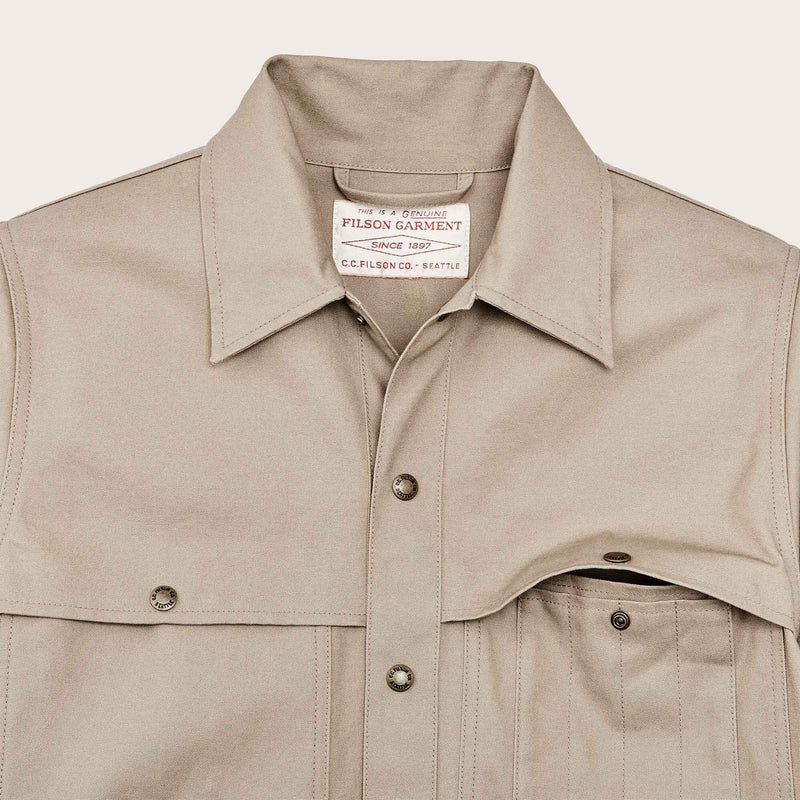 Dry tin cloth cruiser von Filson | Gray khaki (Beige)