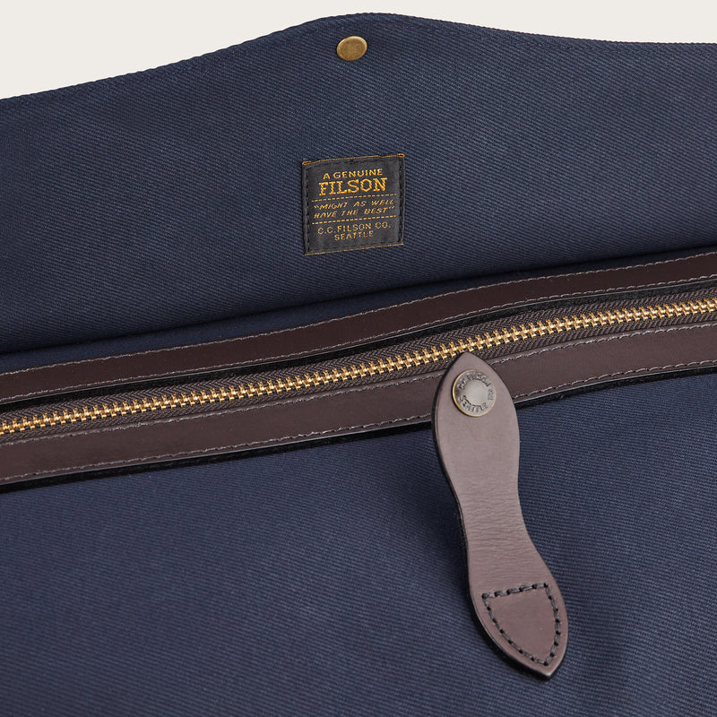 Large rugged twill duffle bag by Filson | Navy (Blue)