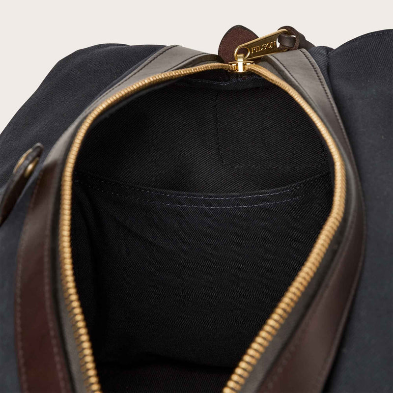 Rugged twill medium duffle von Filson | Navy (Blue)