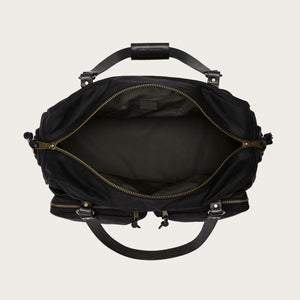 48hr duffle par Filson | Black (Black)