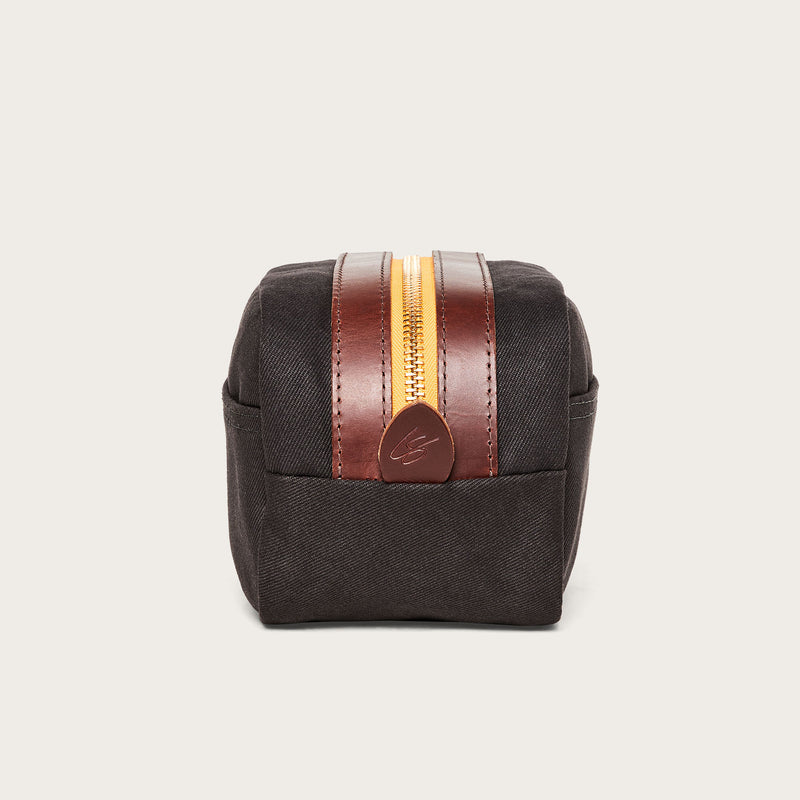 Traveller dopp kit di Filson | Cinder (Gray)