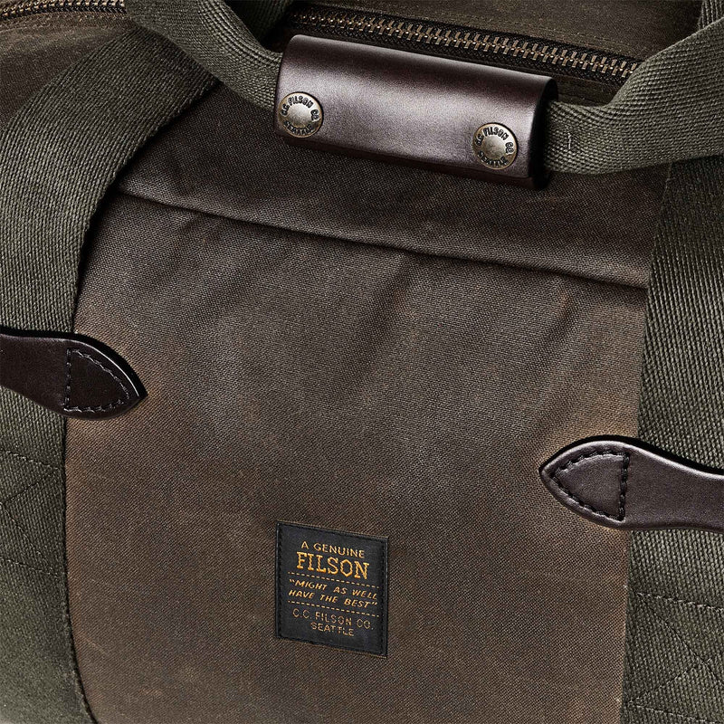 Small tin cloth duffle bag by Filson | Otter green (Green)