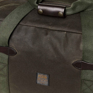 Medium tin cloth duffle bag di Filson | Otter green (Green)