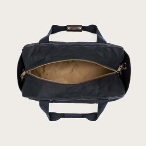 Medium tin cloth duffle bag by Filson | Navy (Blue)