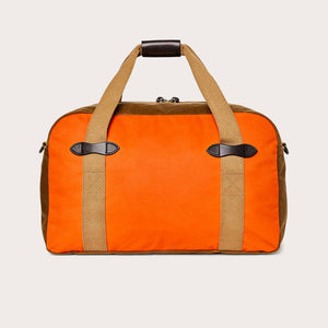 Medium tin cloth duffle bag by Filson | Dark tan / flame (Orange)