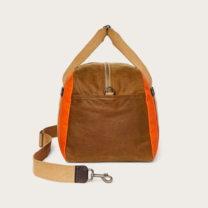 Medium tin cloth duffle bag by Filson | Dark tan / flame (Orange)