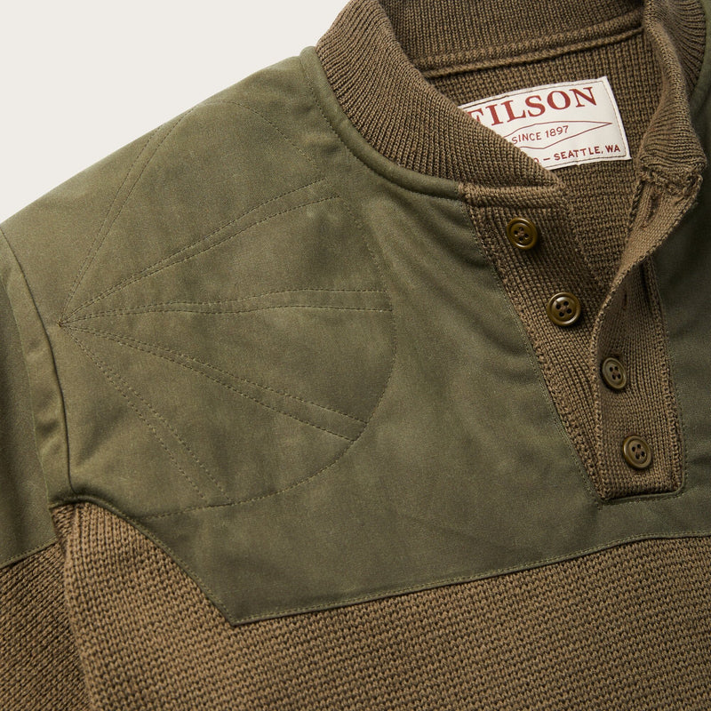 Henley guide sweater by Filson | Peat green (Green)